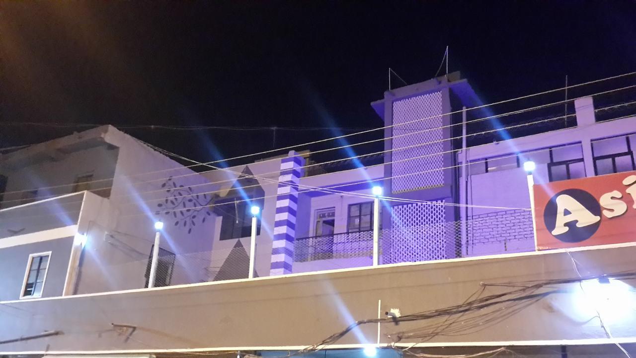 Asia Lodge Near Railway Station Aurangabad  Buitenkant foto